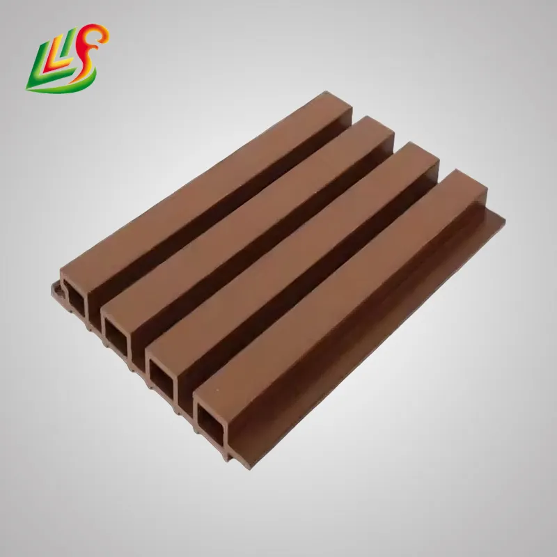 Ulkokäyttöinen WPC-seinäpaneeli